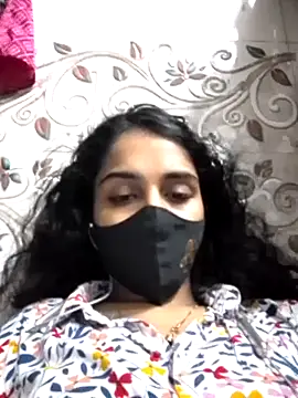 Zoya G online show from September 22, 2025, 9:06 pm