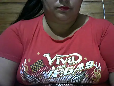 MARRENTINHA34 online show from November 13, 2025, 5:01 pm