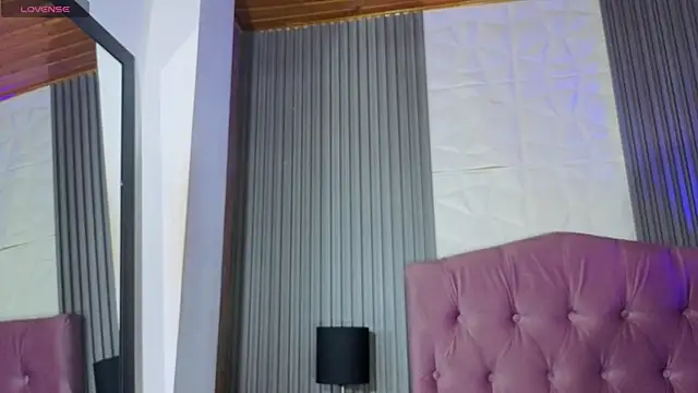 Bonnali lune online show from April 12, 2026, 4:17 am