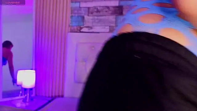 Snapshot of Bonnali_lune chatting on May 20, 2026, 4:40 am Bonnali lune online show from May 20, 2026, 4:40 am
