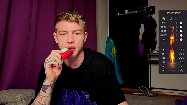 callmealexthx online show from September 23, 2025, 2:25 am