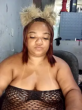 melcarioca1111 online show from May 13, 2026, 3:53 pm