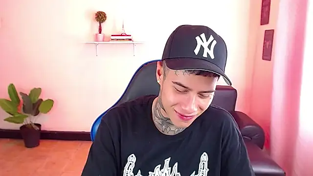 setthomas online show from November 11, 2025, 2:39 pm