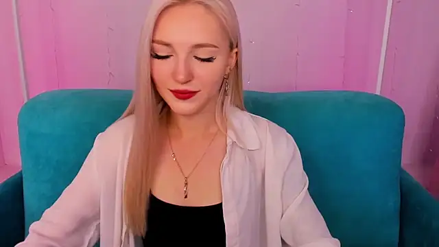 LisaFoxyMe online show from September 20, 2025, 1:06 am