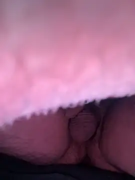 makeyoucum1716 online show from September 14, 2025, 3:49 am