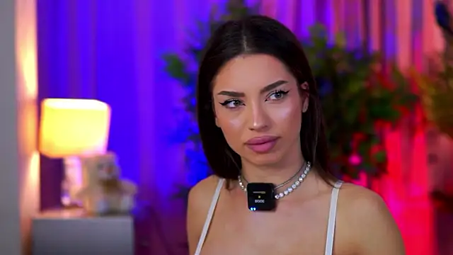 LalaRoze online show from February 20, 2026, 7:25 pm