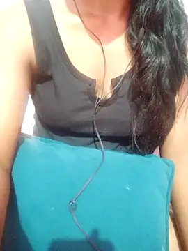 Snapshot of trending_tamizhachii chatting on September 21, 2025, 5:58 pm trending tamizhachii online show from September 21, 2025, 5:58 pm