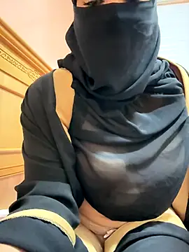 Snapshot of _Laiali_ chatting on October 7, 2025, 12:13 pm Laiali online show from October 7, 2025, 12:13 pm