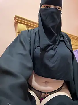  Laiali  online show from March 5, 2026, 10:17 pm