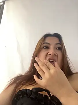 MacarenaRosse online show from October 23, 2025, 7:34 pm