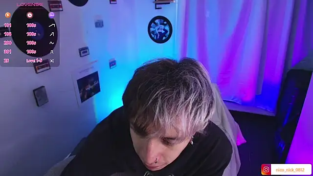 Snapshot of Nick_Bangover_ chatting on April 30, 2026, 5:52 pm Nick Bangover online show from April 30, 2026, 5:52 pm