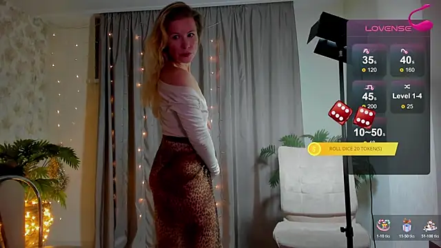 Julia Giulia online show from January 9, 2026, 10:22 pm