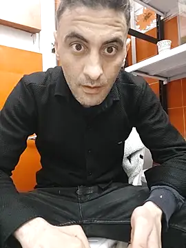 Mahdi99dido online show from April 11, 2026, 7:29 pm