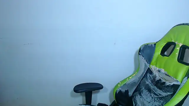 Snapshot of sensualduo chatting on November 11, 2025, 11:38 pm sensualduo online show from November 11, 2025, 11:38 pm