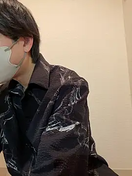 Yuma0718 online show from November 1, 2025, 9:17 pm