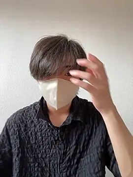 Yuma0718 online show from November 11, 2025, 2:55 am