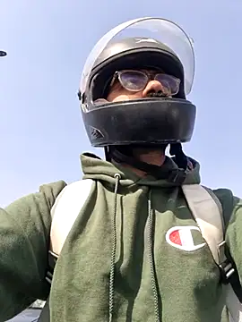 YoursThickDick online show from December 18, 2025, 7:14 am