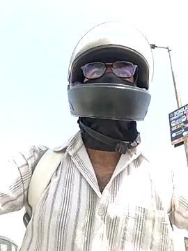 YoursThickDick online show from April 15, 2026, 5:36 am