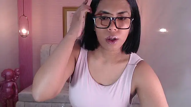 Snapshot of ambar_fox_s chatting on March 1, 2026, 1:02 pm ambar fox s online show from March 1, 2026, 1:02 pm