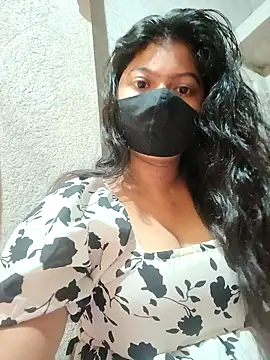 Snapshot of DiyaRoy49 chatting on September 17, 2025, 1:57 pm DiyaRoy49 online show from September 17, 2025, 1:57 pm