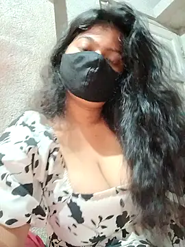 Snapshot of DiyaRoy49 chatting on September 26, 2025, 11:14 am DiyaRoy49 online show from September 26, 2025, 11:14 am