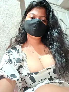 Snapshot of DiyaRoy49 chatting on October 1, 2025, 9:59 am DiyaRoy49 online show from October 1, 2025, 9:59 am