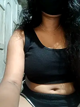 Snapshot of DiyaRoy49 chatting on November 7, 2025, 12:05 pm DiyaRoy49 online show from November 7, 2025, 12:05 pm