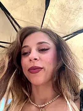 BabyAnais online show from April 7, 2026, 1:11 pm