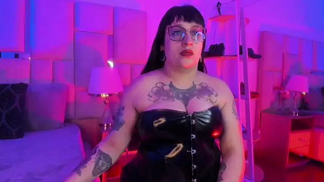 Violett Novoa online show from January 10, 2026, 8:21 pm