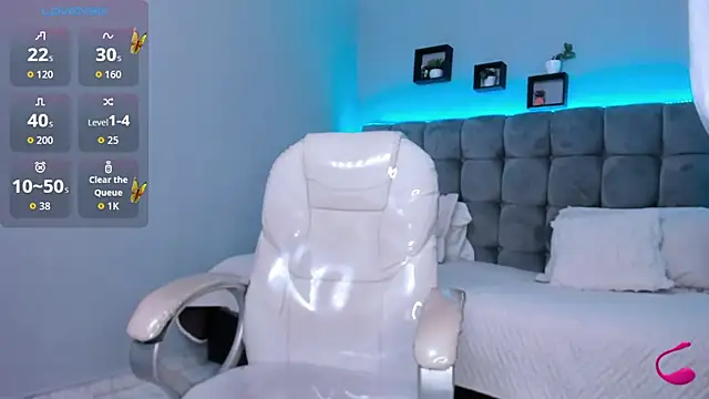 Snapshot of Thomas_moon chatting on February 9, 2026, 12:42 pm Thomas moon online show from February 9, 2026, 12:42 pm