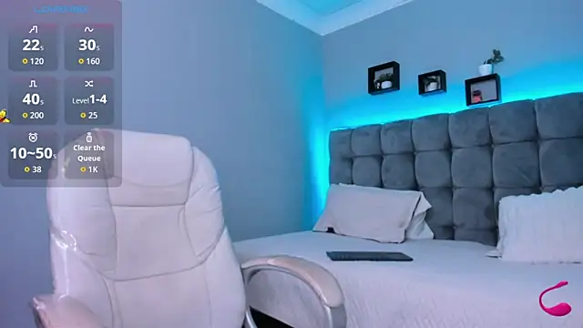 Snapshot of Thomas_moon chatting on February 10, 2026, 12:31 pm Thomas moon online show from February 10, 2026, 12:31 pm