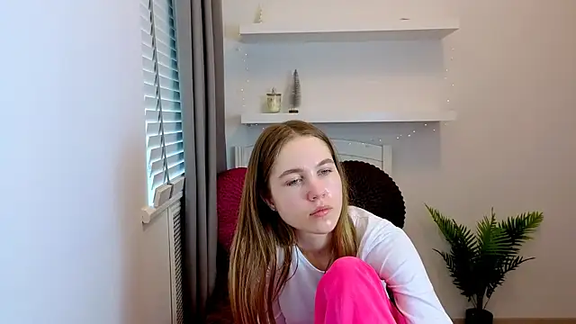 Spicy Lexi online show from May 15, 2026, 6:31 am
