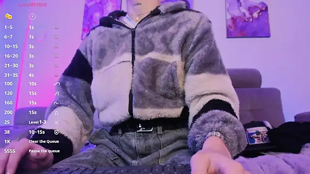 Snapshot of SebastianHilton chatting on February 22, 2026, 12:36 pm SebastianHilton online show from February 22, 2026, 12:36 pm