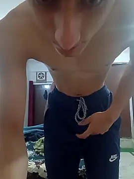 Yourrambo online show from April 5, 2026, 2:42 am