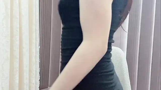 Shenlly online show from March 2, 2026, 7:15 am