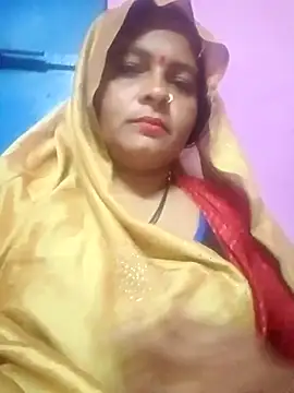 Hot komal1 online show from December 3, 2025, 10:08 pm