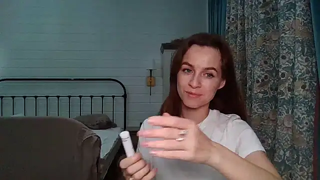 Snapshot of Niravyn_ chatting on November 7, 2025, 5:57 pm Niravyn online show from November 7, 2025, 5:57 pm