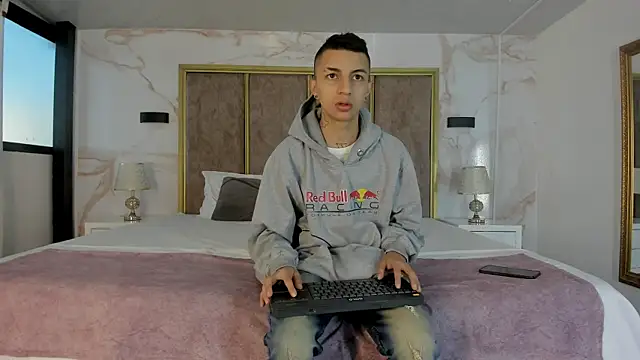 Snapshot of NickandAbby_ chatting on September 9, 2025, 11:32 am NickandAbby online show from September 9, 2025, 11:32 am