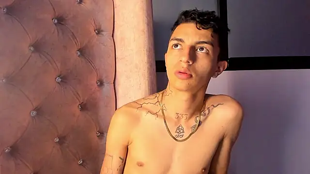 NickandAbby  online show from March 8, 2026, 2:04 am