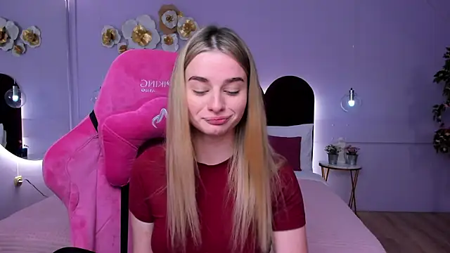 SweetyLicky online show from November 8, 2025, 4:18 pm