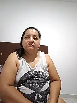 Snapshot of Dorisc_13 chatting on September 20, 2025, 11:06 pm Dorisc 13 online show from September 20, 2025, 11:06 pm