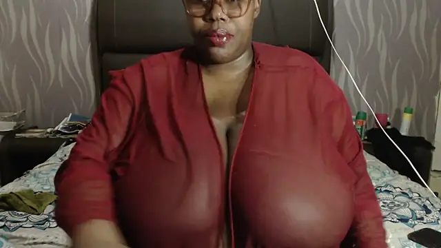 BoobsQueen46K online show from November 27, 2025, 7:49 pm