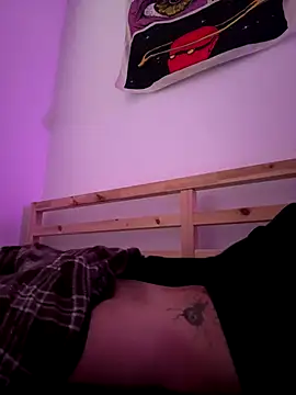 8inchess online show from September 15, 2025, 9:59 pm