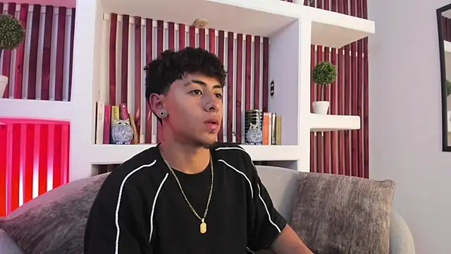 Snapshot of Troy_dalton chatting on September 12, 2025, 11:48 pm Troy dalton online show from September 12, 2025, 11:48 pm