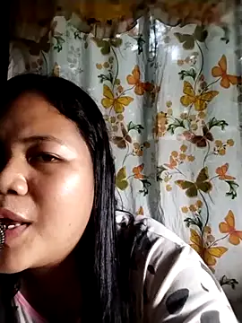 Snapshot of big_booty15 chatting on October 25, 2025, 3:14 am big booty15 online show from October 25, 2025, 3:14 am