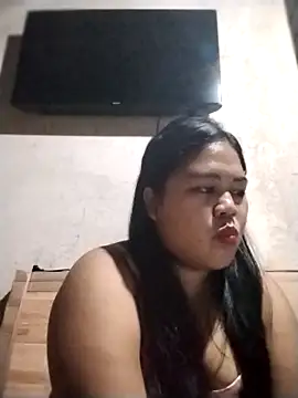 Snapshot of big_booty15 chatting on October 27, 2025, 12:20 pm big booty15 online show from October 27, 2025, 12:20 pm