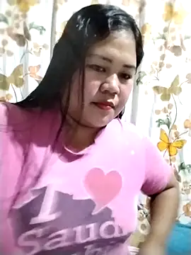 Snapshot of big_booty15 chatting on October 31, 2025, 10:49 am big booty15 online show from October 31, 2025, 10:49 am