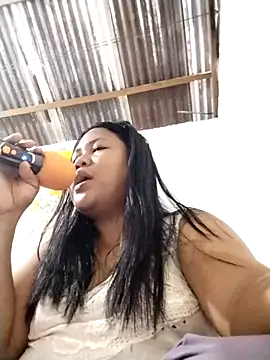 Snapshot of big_booty15 chatting on November 15, 2025, 5:05 am big booty15 online show from November 15, 2025, 5:05 am