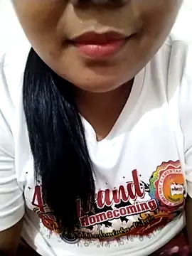 Snapshot of big_booty15 chatting on November 18, 2025, 1:00 am big booty15 online show from November 18, 2025, 1:00 am