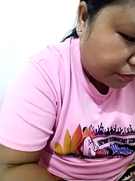 Snapshot of big_booty15 chatting on November 19, 2025, 11:49 pm big booty15 online show from November 19, 2025, 11:49 pm